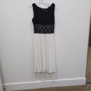 CONNECTED Size 6 Black/ White Semi Formal Prom Party Cocktail Dress